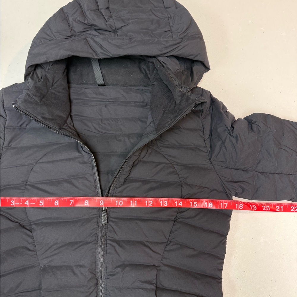 Lululemon Pack It Down Jacket Size 4 - Picture 14 of 14